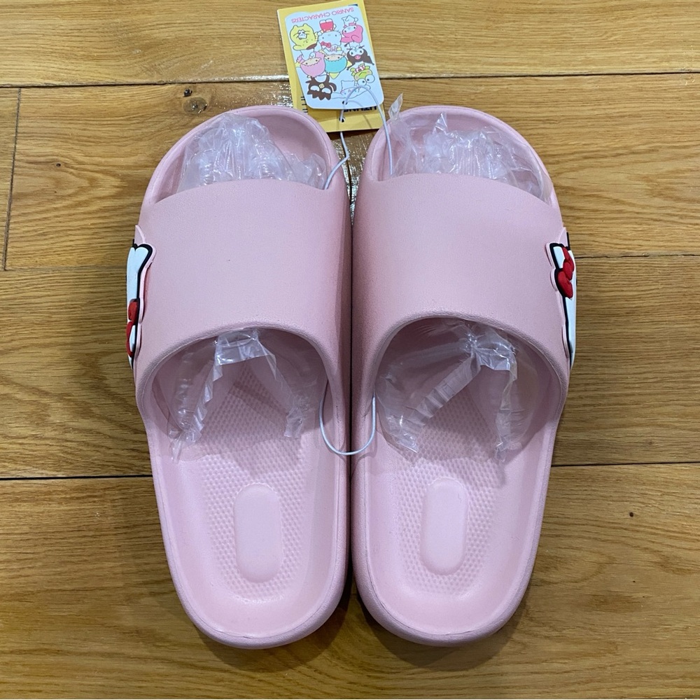 Hello Kitty Slide Shoe Size 39-40